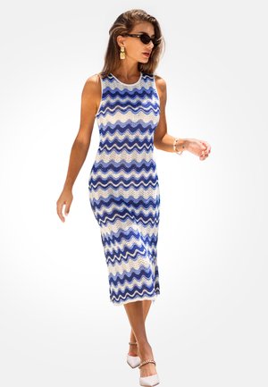 CHIC CHEVRON PRINTED MIDI  - Complementos de playa - blue