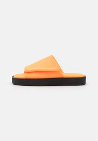 Sélectionné, orange