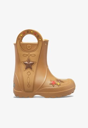 Brauner Gummistiefel mit Sternverzierungen in Rot, Gelb und Braun. Verfügt über einen runden Griff, eine profilierte Sohle und ein dekoratives Muster.