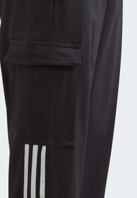 adidas Originals ADICOLOR CARGO - Cargobyxor - black