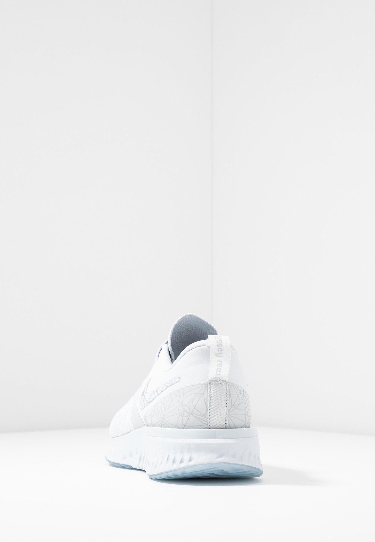 Nike Performance ODYSSEY REACT 2 FK GPX 