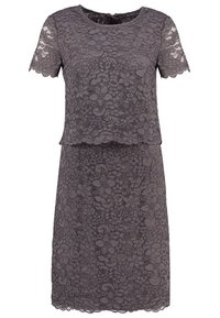 Robe courte à manches courtes en dentelle gris foncé avec motif floral, corsage superposé, encolure ronde et ourlet festonné aux manches et à la jupe.