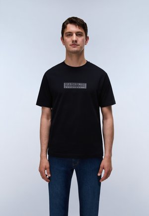 Napapijri BOX LOGO SS - T-shirts print - black beauty