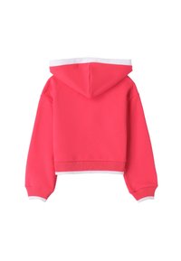 Sudadera rosa recortada con ribetes blancos en la capucha y los puños. Presenta una textura suave y lisa y mangas largas estándar.