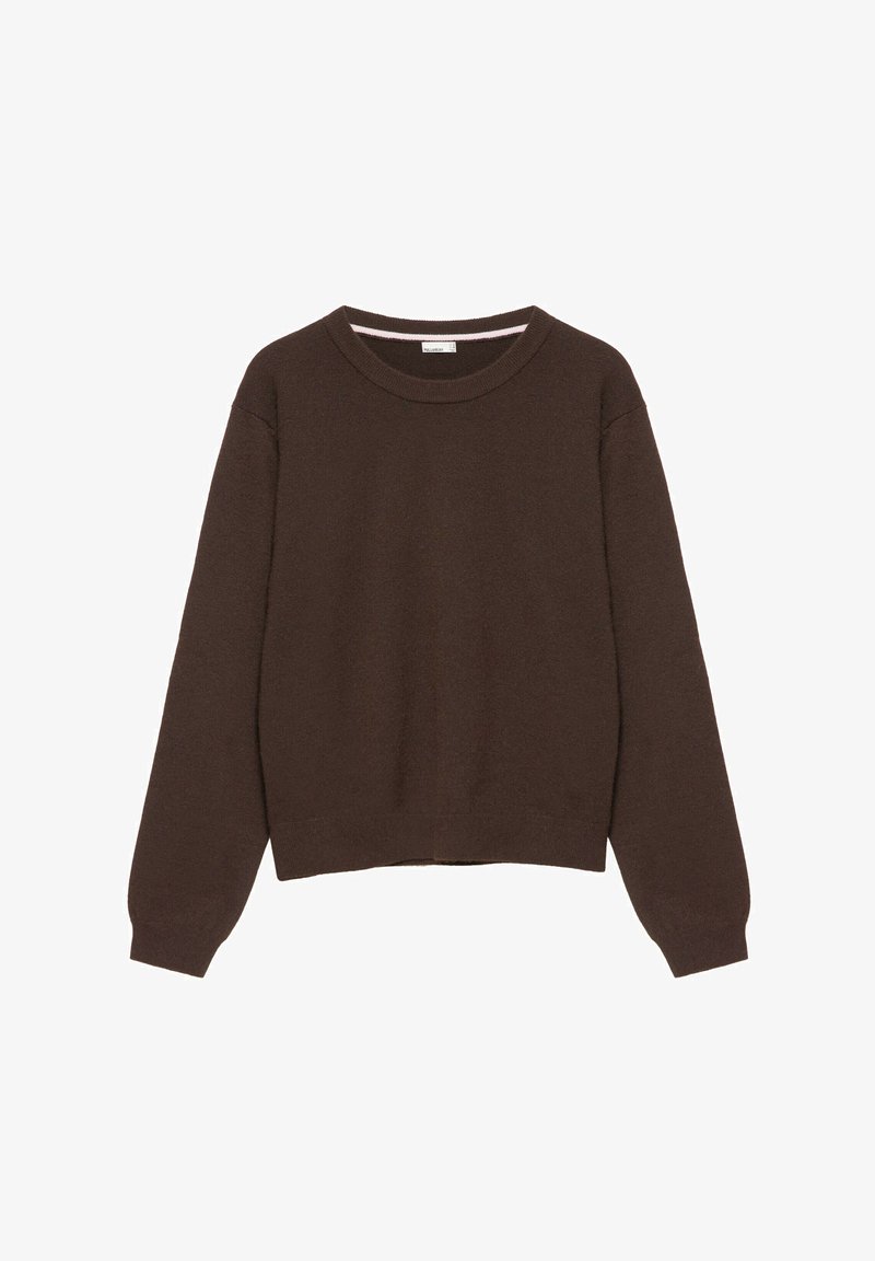 Pull marron à manches longues avec col rond, poignets et bas côtelés, posé à plat sur fond blanc.