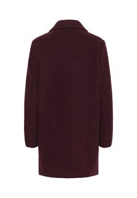 Burgundski plašč iz volnene mešanice z ovratnikom in ravnim krojem, z teksturirano površino in stranskimi žepi, viden od zadaj.