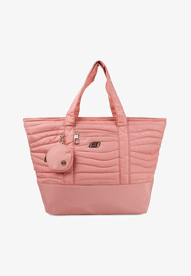 Bolsa de tote acolchada en color rosa con dos asas resistentes, un bolsillo frontal con cremallera y un neceser redondo extraíble con un logo. Textura de tela suave.