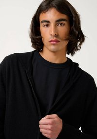 Authentic Cashmere Kofta - black