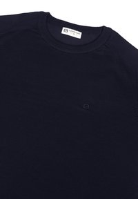 Pull en tricot bleu marine à col rond avec petit logo discret sur la poitrine et étiquette de marque Gabbiano à l'intérieur du col, taille moyenne.