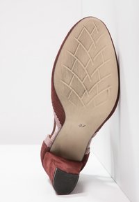 mint&berry Klassieke pumps - red