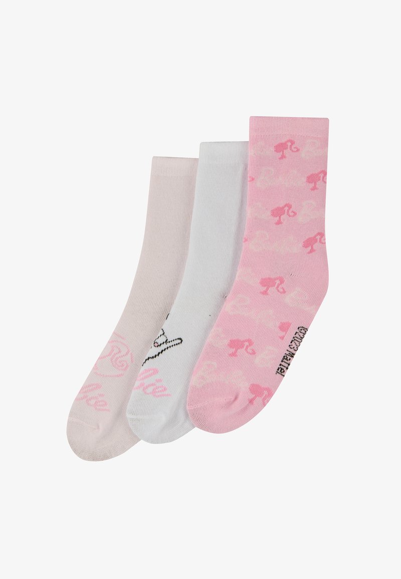 Tres pares de calcetines de tripulación: rosa con un patrón de flamencos, blanco sólido y rosa claro con detalle de logo. Todos hechos de una tela suave y elástica.