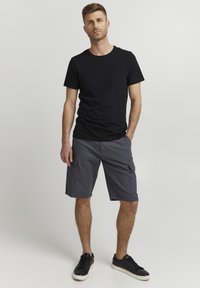 INDICODE JEANS IDMOSATO LINEN MIX - Šortky - iron