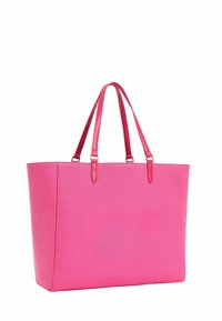 Borsa tote rettangolare di colore rosa brillante con due lunghe maniglie, realizzata in tessuto testurizzato con dettagli in pelle sulle maniglie.