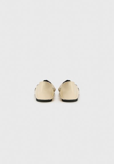 CLOSED Ballet pumps - ecru