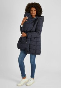 JoJo Maman Bébé ZIP-IN CARRIER PANEL MATERNITY  - Cappotto invernale - navy