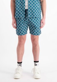 Black Bananas Shorts - green