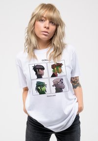 Paradiso Clothing GORILLAZ DEMON DAYS - Print T-shirt - white