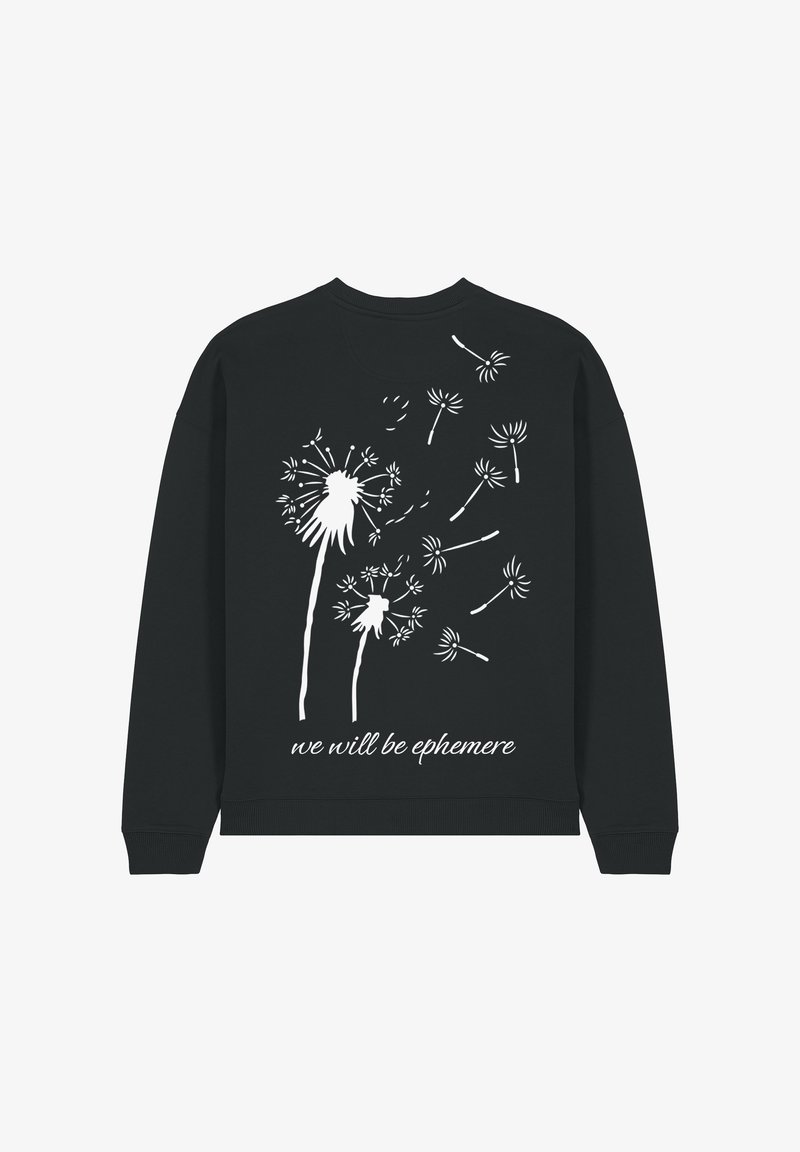 Čierna mikina so bielou grafikou púpavy a textom "budeme efemérni". Dizajn má hladkú textúru a pohodlný strih.