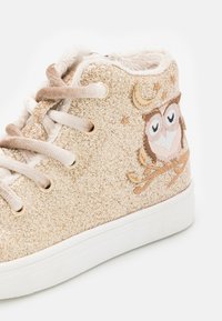 Friboo Zapatillas altas - gold-coloured
