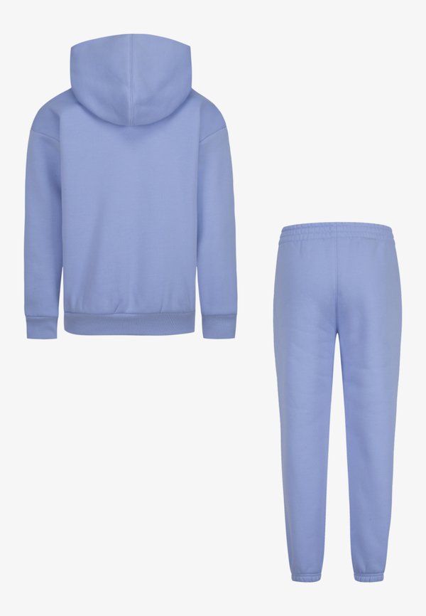 SUSTAINABLE CORE SET - Tracksuit - mystic sky3