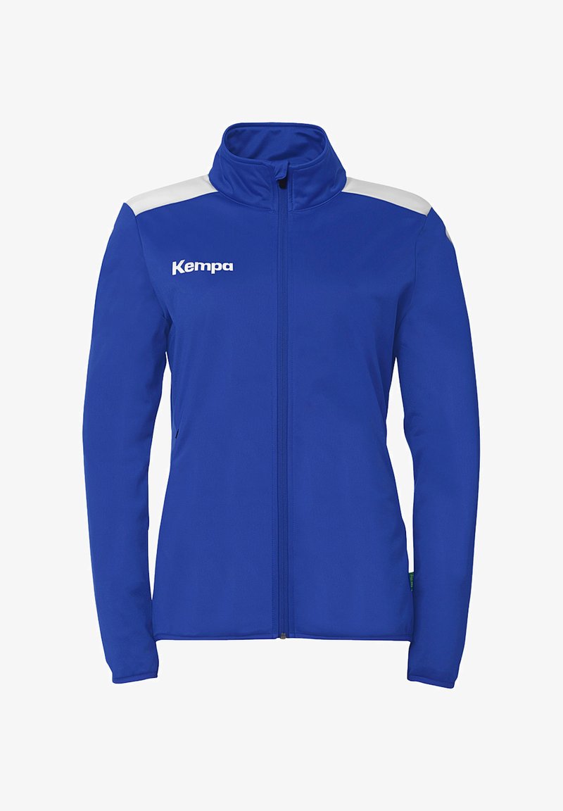 Blå atletisk jakke med høj krave, fuld lynlås, hvide skulderdetaljer og et logo på brystet. Fremstillet af glat, strækbart stof.