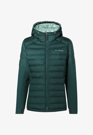 Giacca imbottita verde scuro con cappuccio, zip centrale, e logo Vaude sul petto, progettata per l'uso all'aperto.