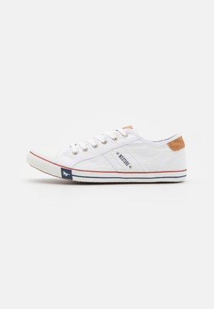 Mustang Sneaker low - weiss