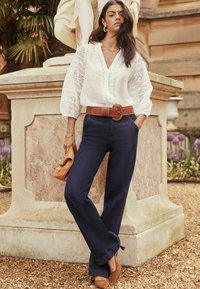 Lipsy LONG SLEEVE - REGULAR FIT - Pluus - white