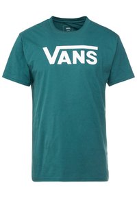 Turkos t-shirt i bomull med en stor vit "VANS"-logotyp över bröstet, korta ärmar och en klassisk rund halsringning.