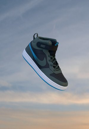 Nike Sportswear, COURT BOROUGH MID 2 FADE UNISEX - Високи маратонки - black/light current blue/green/white
