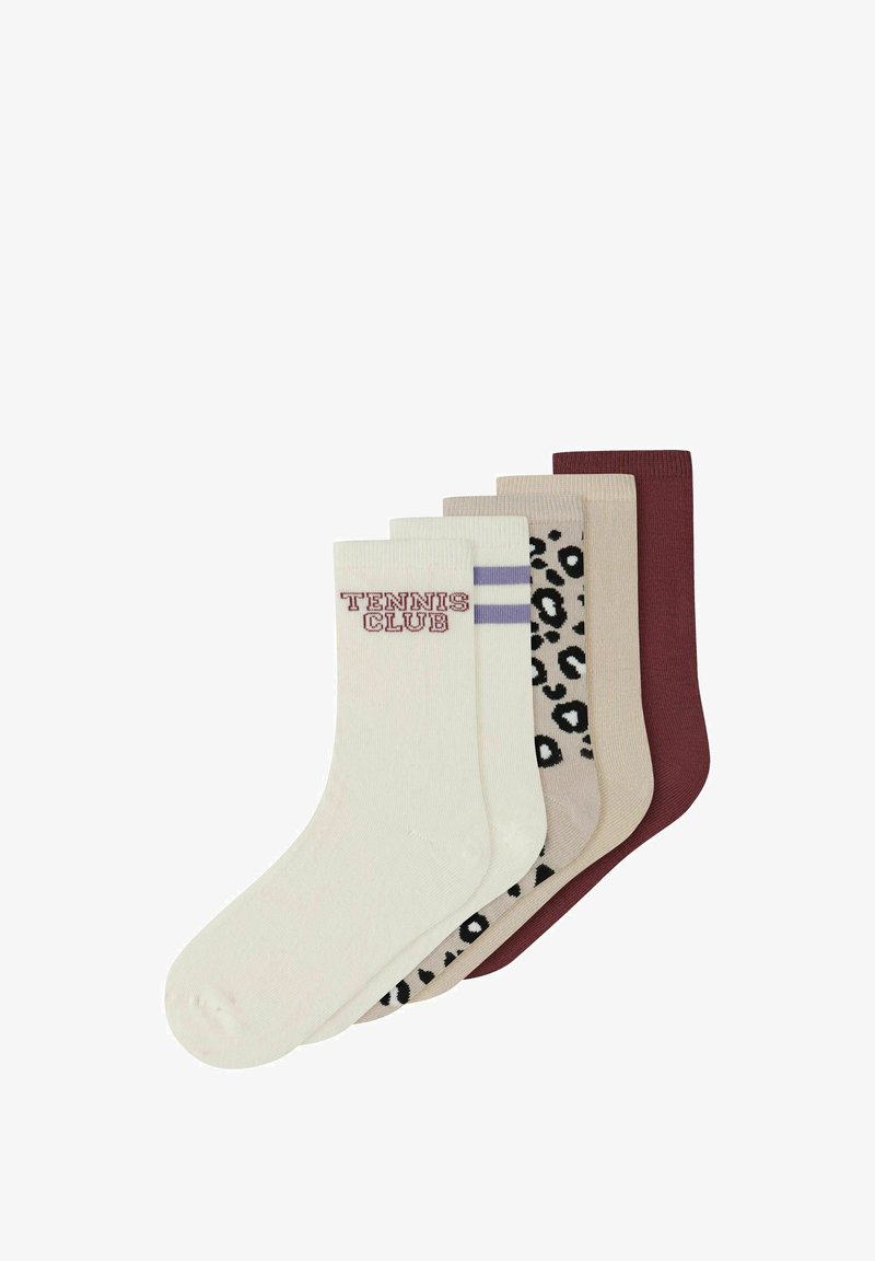 Set aus vier Socken: Creme mit "TENNIS CLUB" Aufdruck, Beige mit Streifen, Leopardenmuster und Bordeauxrot. Baumwollmischung, knöchellang, gerippte Textur.