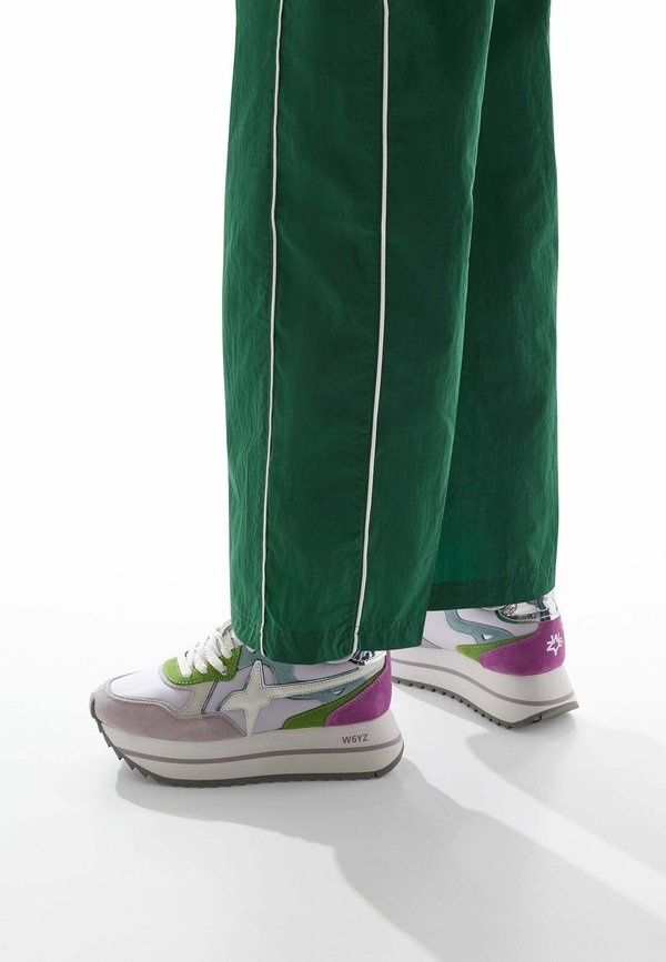 DEVA  - Sneaker low - flieder