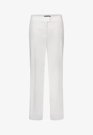 Pantalon blanc pour femme, coupe ajustée, jambes droites, plis devant, fermeture de ceinture dissimulée par un crochet et une barre.