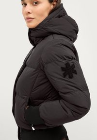 Áhkká Dunjakker - schwarz