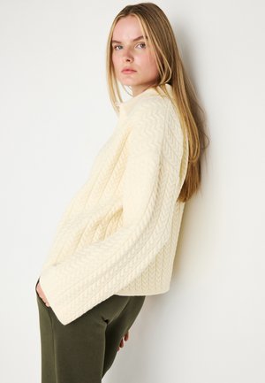 CABLE KNITTED CARDIGAN - Jopica - cream