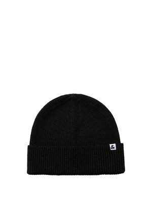 Gorro de punto negro con puño doblado y una pequeña etiqueta blanca en el borde con un símbolo de ampersand oscuro.