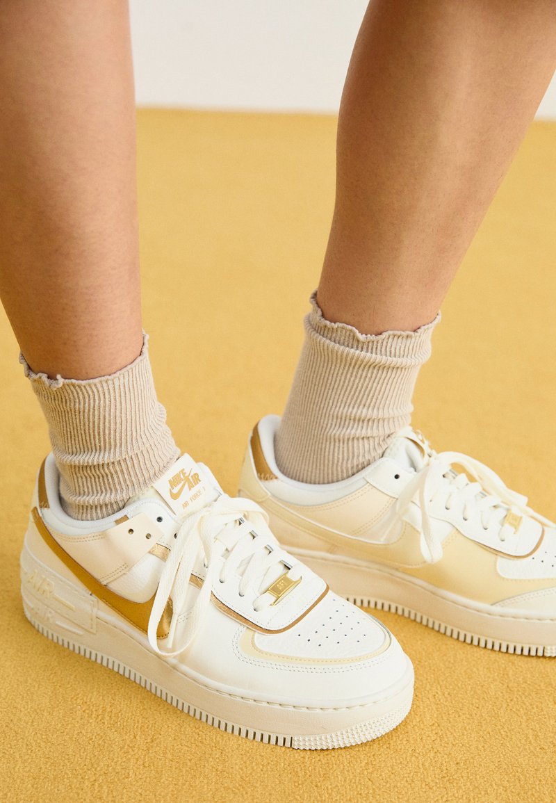 Zapatillas Nike Af1 Shadow Mujer Air Force Tenis Zapatillas Nike Mujer Zapatillas Urbano Mujer Nike W Af1  Shadow Dz1847-102 – THN