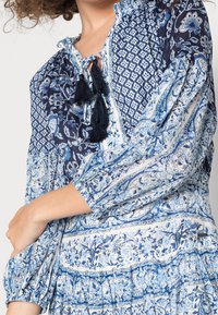 Pepe Jeans Denní šaty - blue