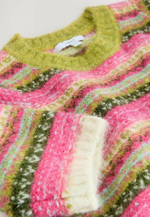 Mehrfarbiger Strickpullover mit Rundhalsausschnitt. Verfügt über pinke, grüne und weiße Streifen, strukturierte Muster und eine weiche, flauschige Oberfläche.