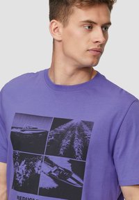 QS FRONT - T-shirt print - lila