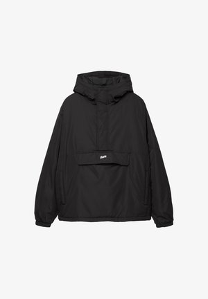 Schwarze, isolierte Jacke mit Kapuze, Fronttasche und elastischen Bündchen. Verfügt über eine glatte Textur und ein minimalistisches Design.