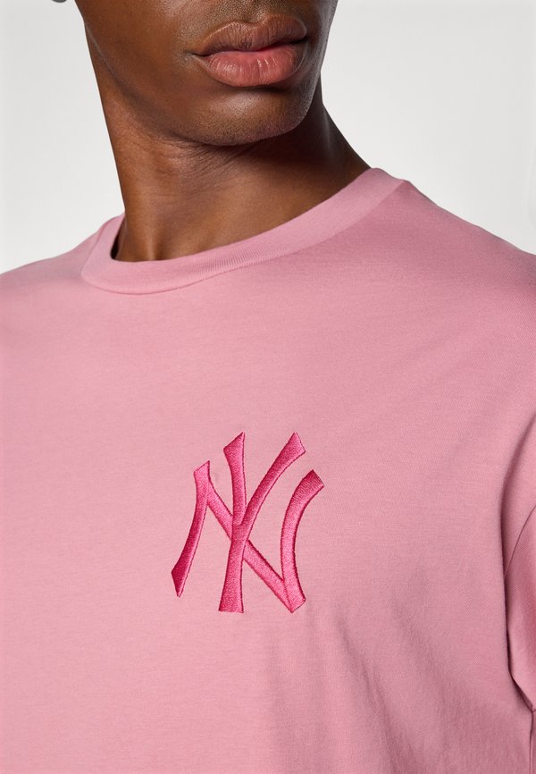 MLB NEW YORK YANKEES LEAGUE ESSENTIALS TEE - Club wear3