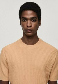 Mango T-Shirt basic - apricot