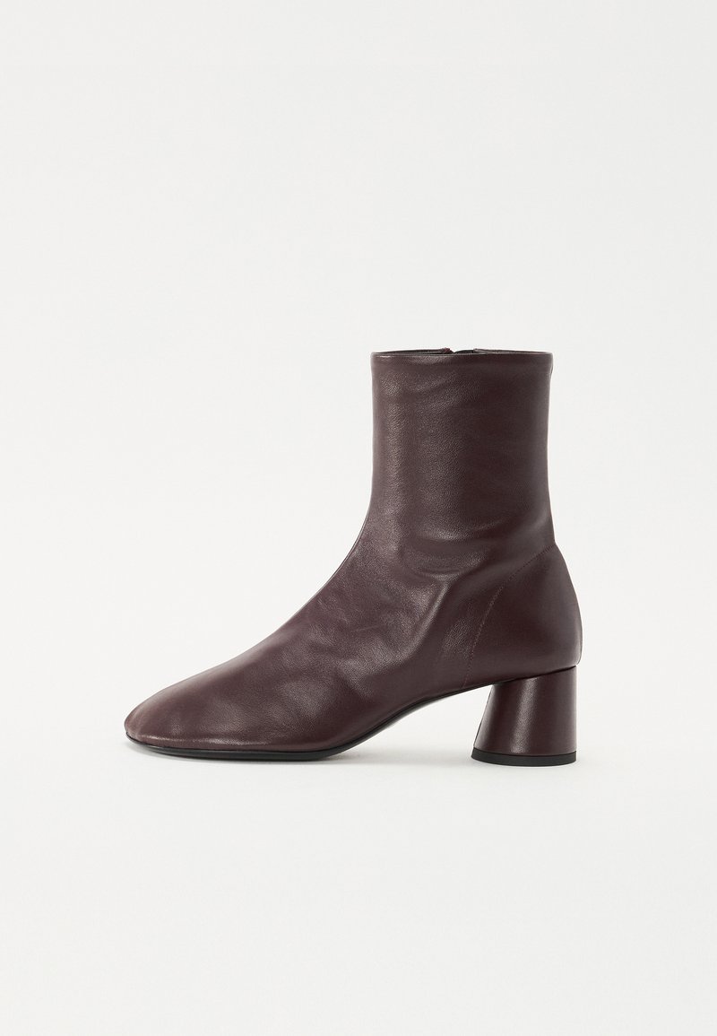 Proenza Schouler GLOVE - Botas clássicas de cano curto - oxblood