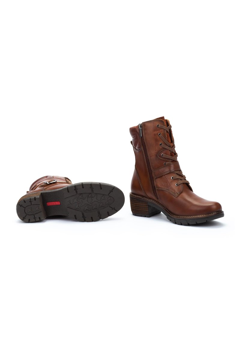 Gai Mattiolo Stivaletti da donna in pelle con tacco: in offerta a 55.99