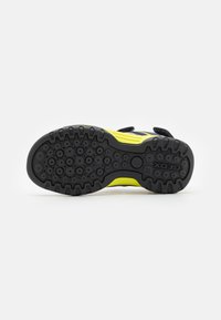 Geox BOREALIS BOY - Vaellussandaalit - avio/lime