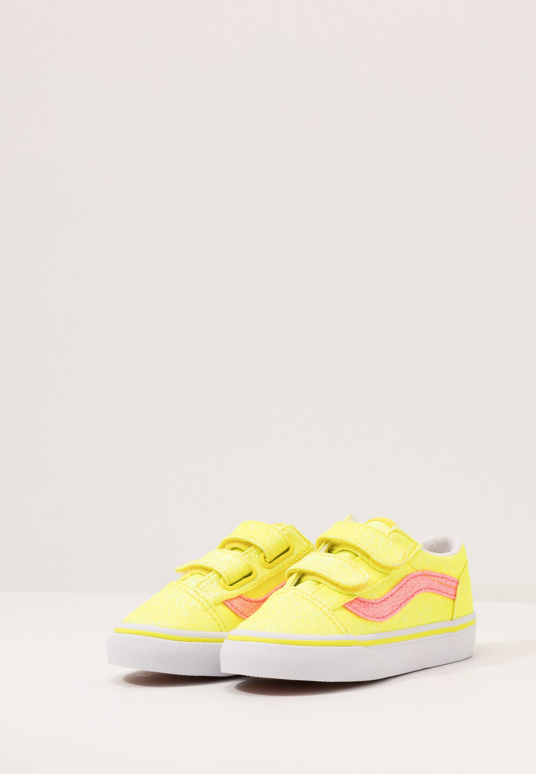 converse blanche plate