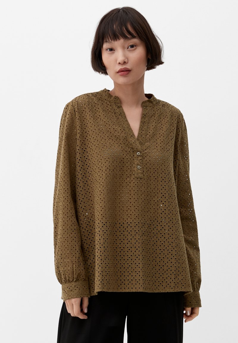 s.Oliver MIT LOCHSTICKEREI - Blouse - olivgrün