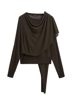 Haut léger marron foncé avec un décolleté drapé, un ourlet asymétrique, des manches longues et des poignets côtelés. Texture douce, design minimaliste.