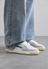 CRUISER UNISEX - Skateskor - white
